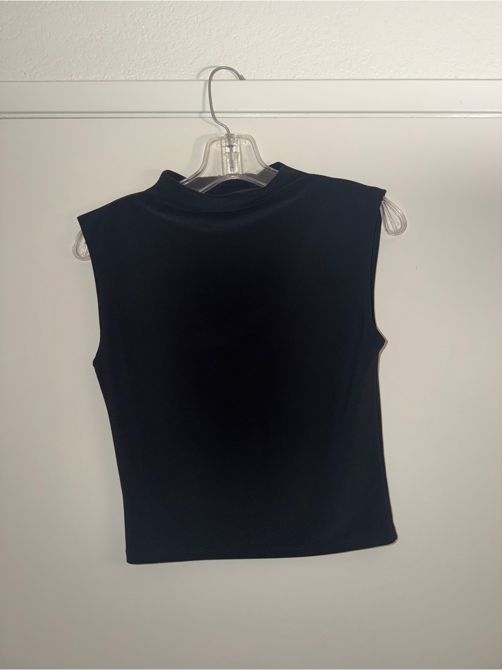 Aritzia Wilfred Sleeveless Mock Neck Top - Black